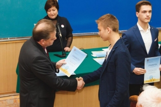 18